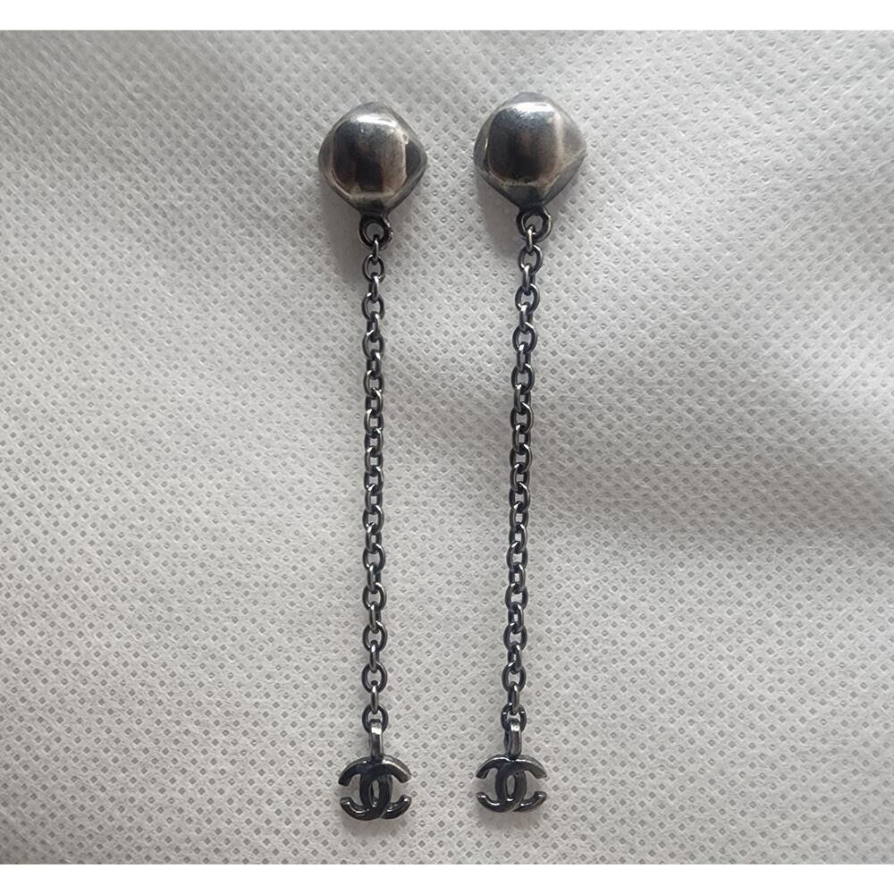 US BASED Authentic Vintage CHANEL Drop Chain Double CC Earrings W gift bag